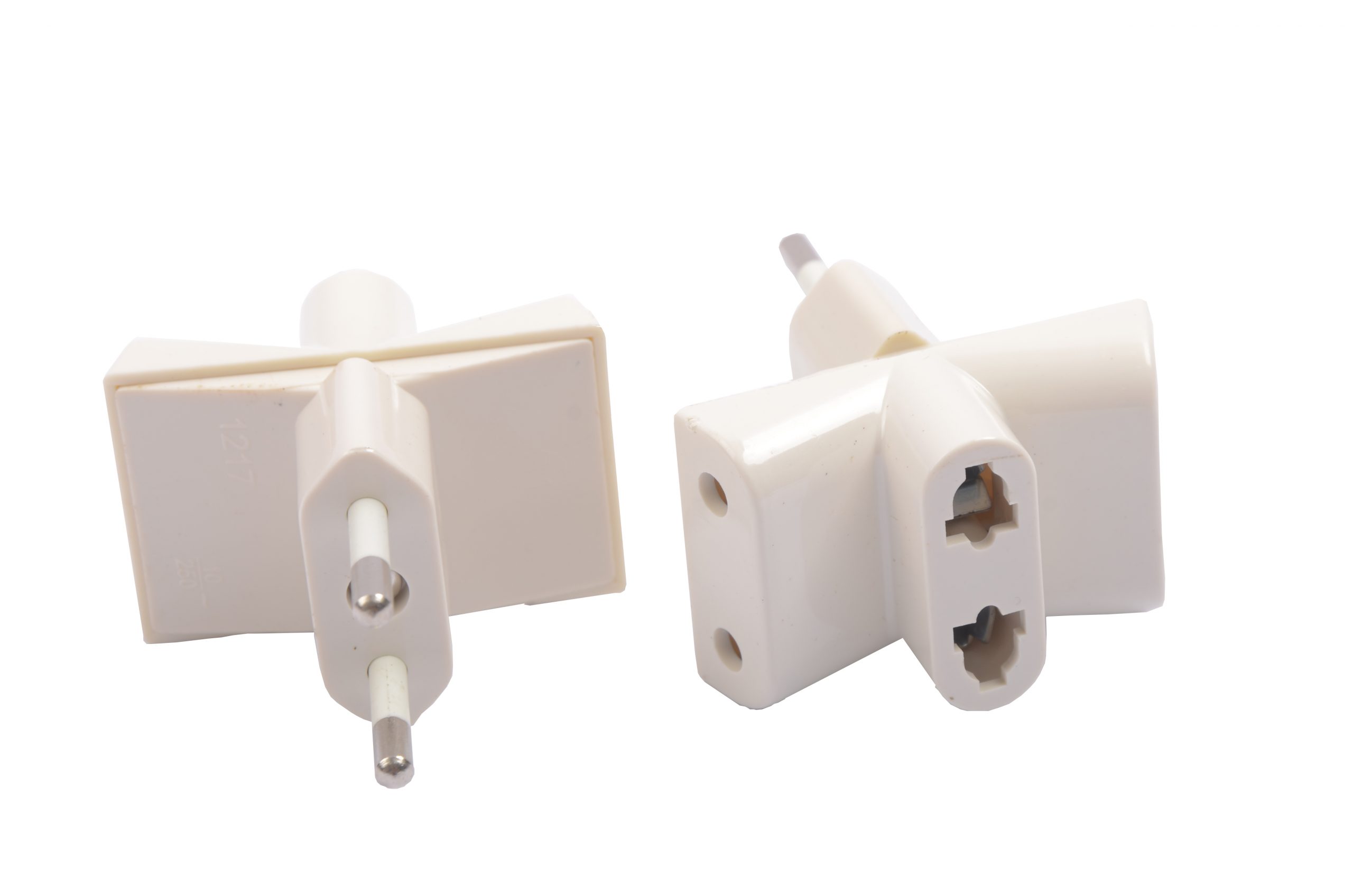 FAMATEL 
	
	Multi Plug Socket Adapter
	 |  Adapters & Sockets |  Electrical & Lights