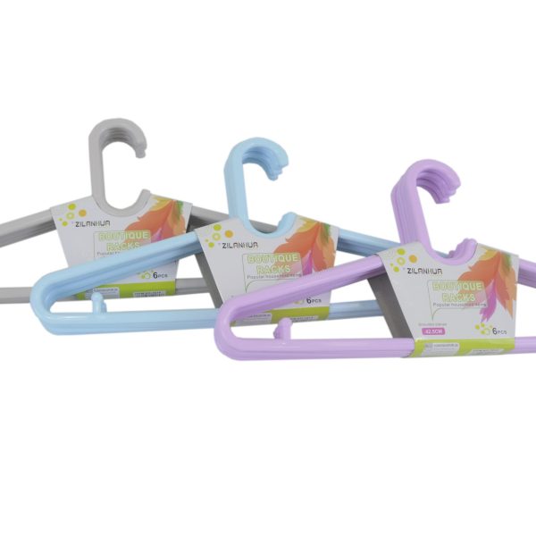 علاقة ملابس بلاستيك